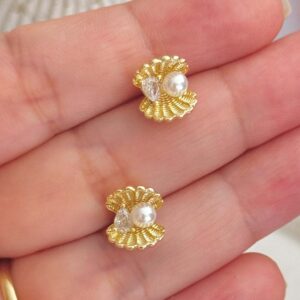arete-concha-con-perla-para-mujer-