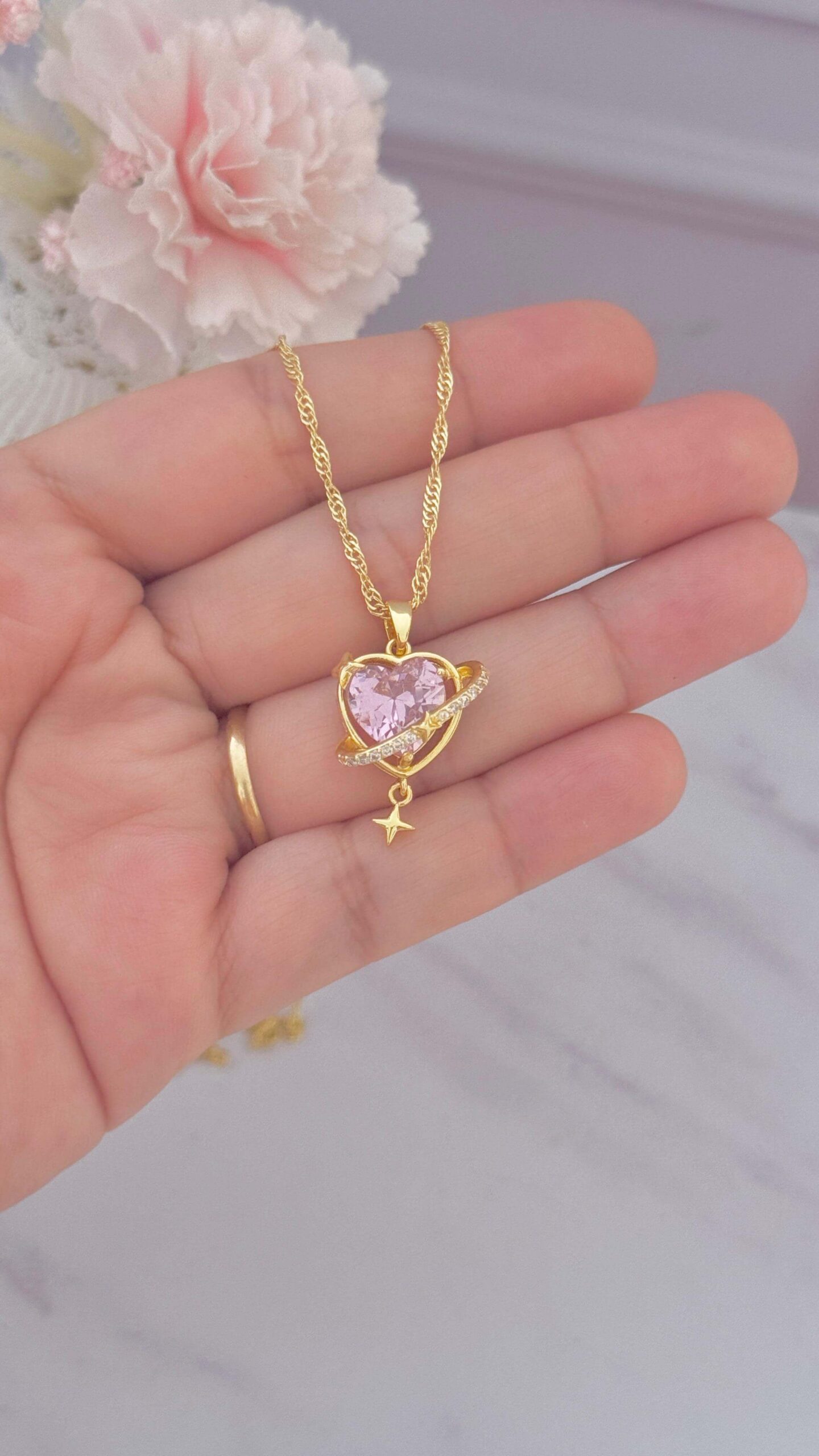 cadena corazon universo