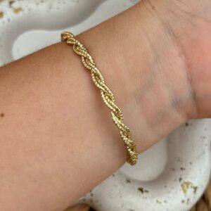 Brazalete en lazo dorado ✨💛