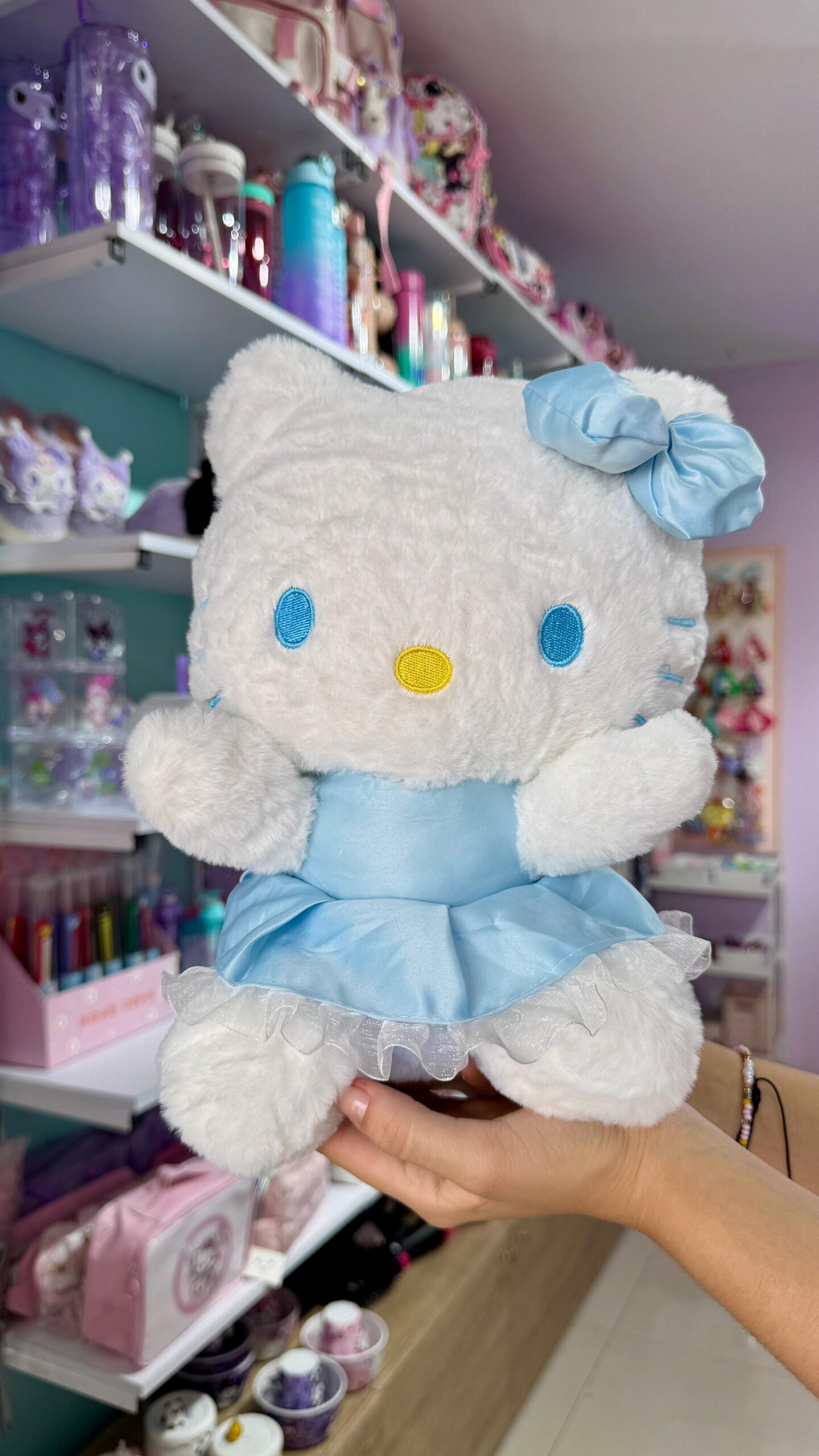 Peluche de Hello Kitty azul