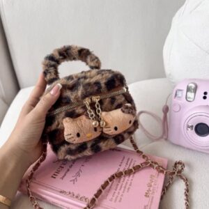 Image – 2026-04-03T104638.676 bolso kitty