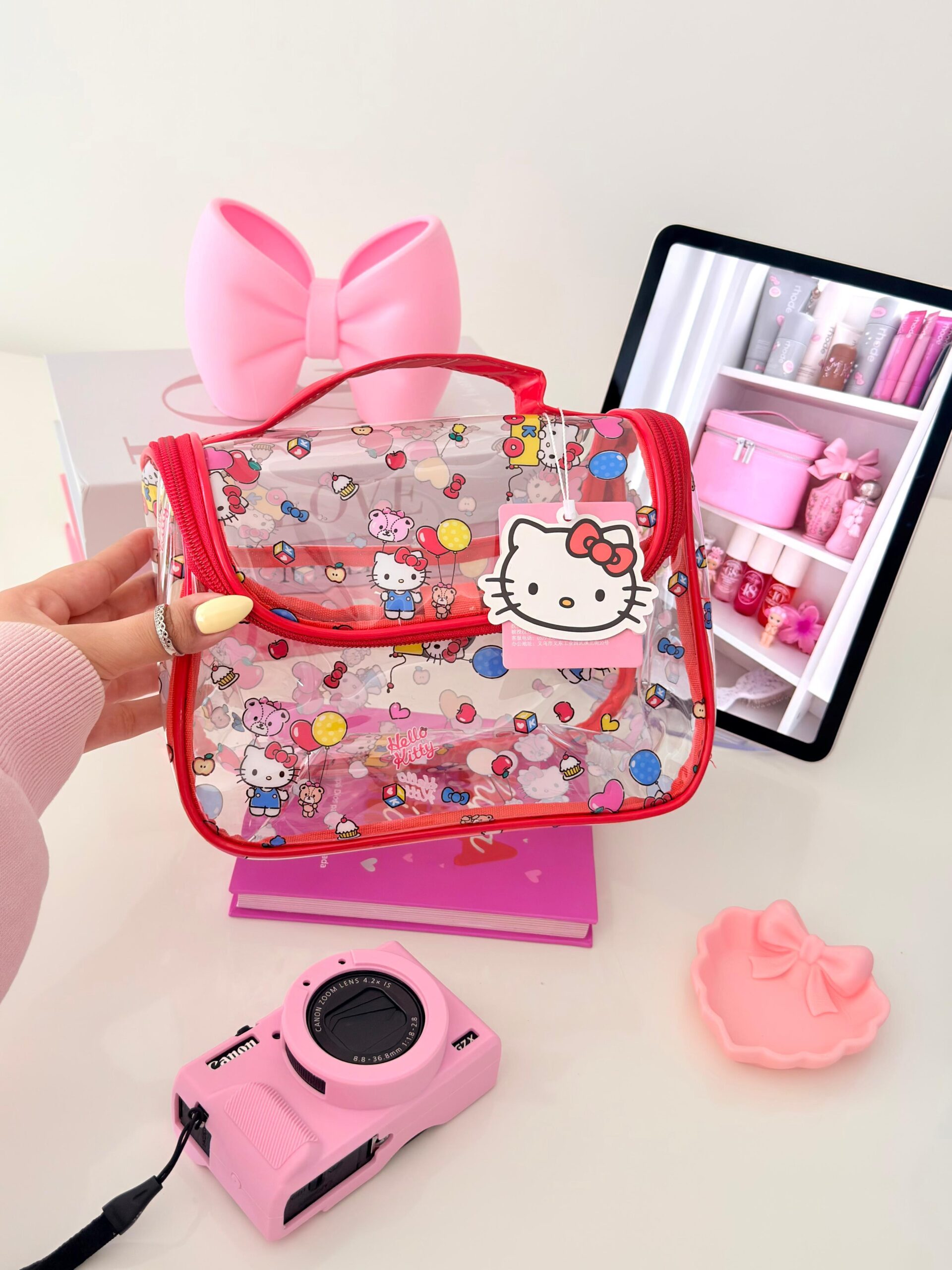 Cosmetiquera Transparente Hello Kitty❤️🎀