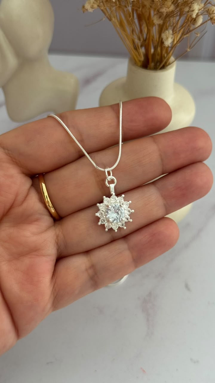 Cadena de solecito