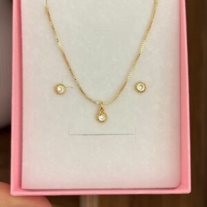 set de cadena y topitos de circon blanco